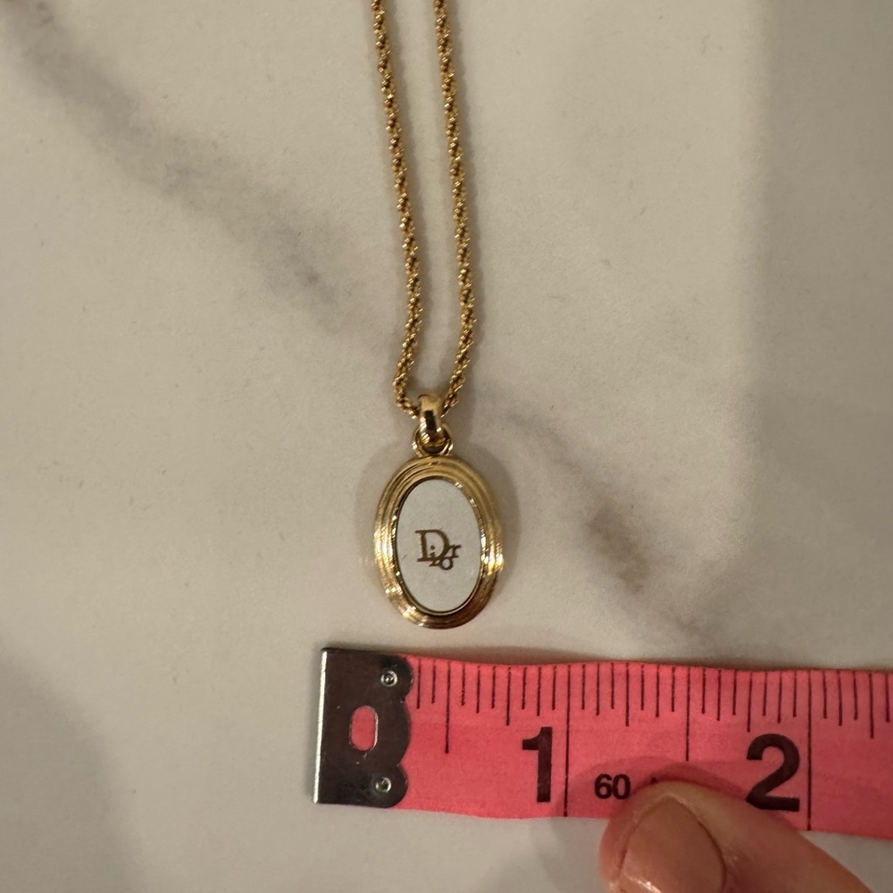 Vintage Dior Logo Oval Necklace - Picture 12 of 14